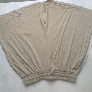 ALO Yoga Light Beige Drawstring Short